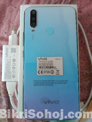 Vivo y17